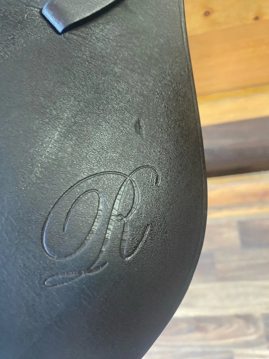 18” at Raphael sellier 18” Leather saddle - Image 4