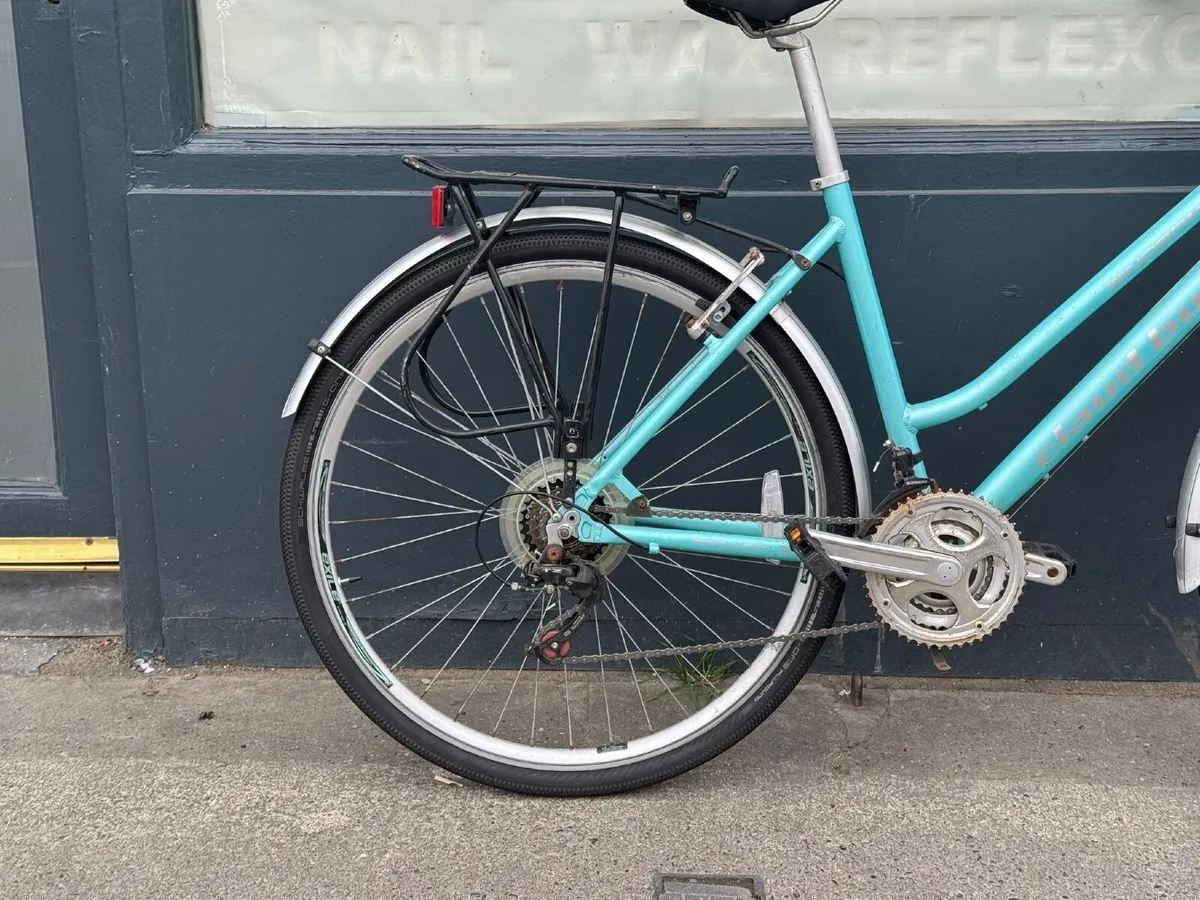 Claud butter ❗️Open 7 days of the week ❗️ - Image 3