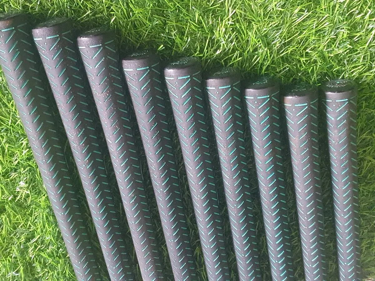 LEFT HANDED GOLF IRONS ,DRIVER,PUTTER - Image 4
