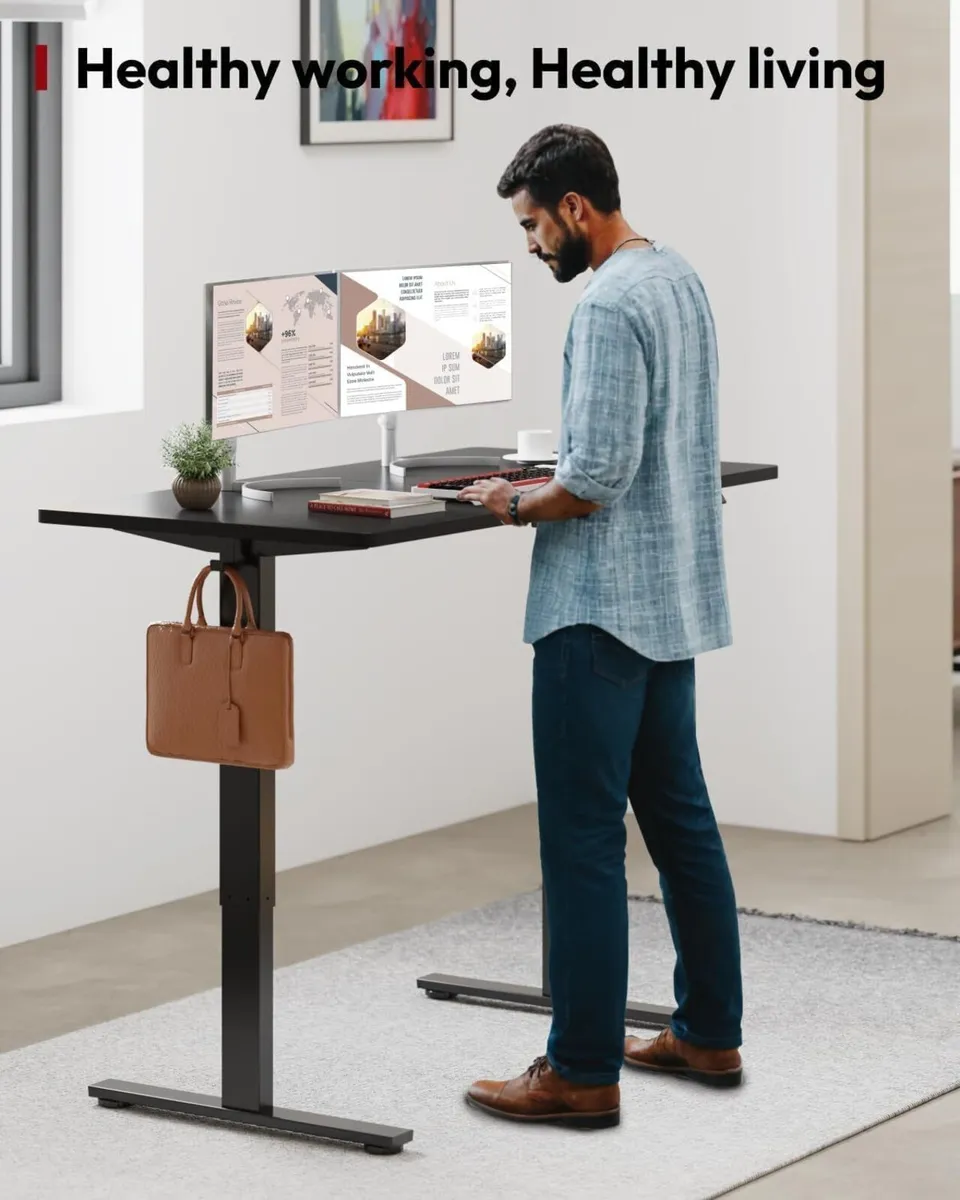 QS1+140 x 60 Electric Standing Desk Height - Image 2