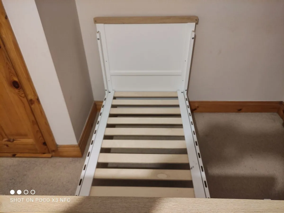 Childs Bed - Image 3