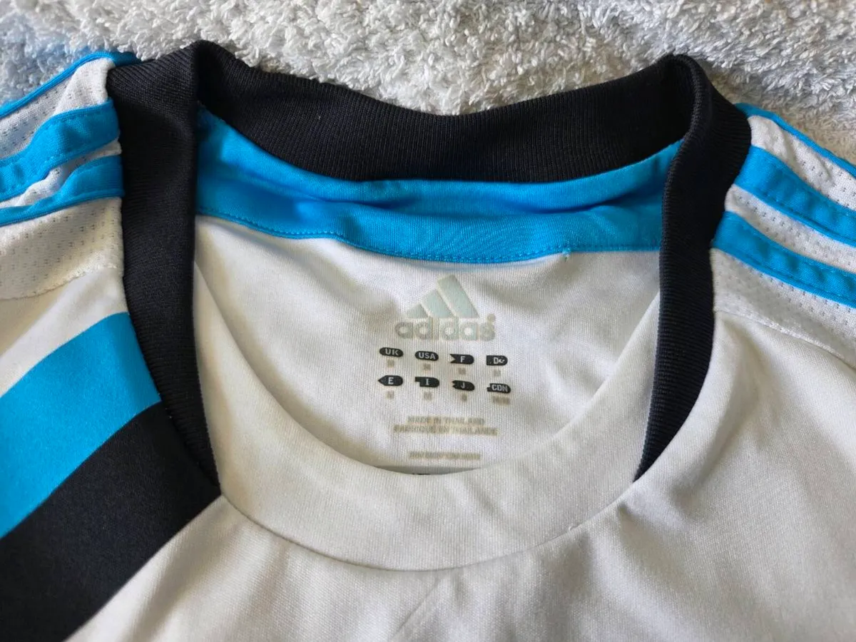 Liverpool Football Club Away Jersey 2011 2012 - Image 2