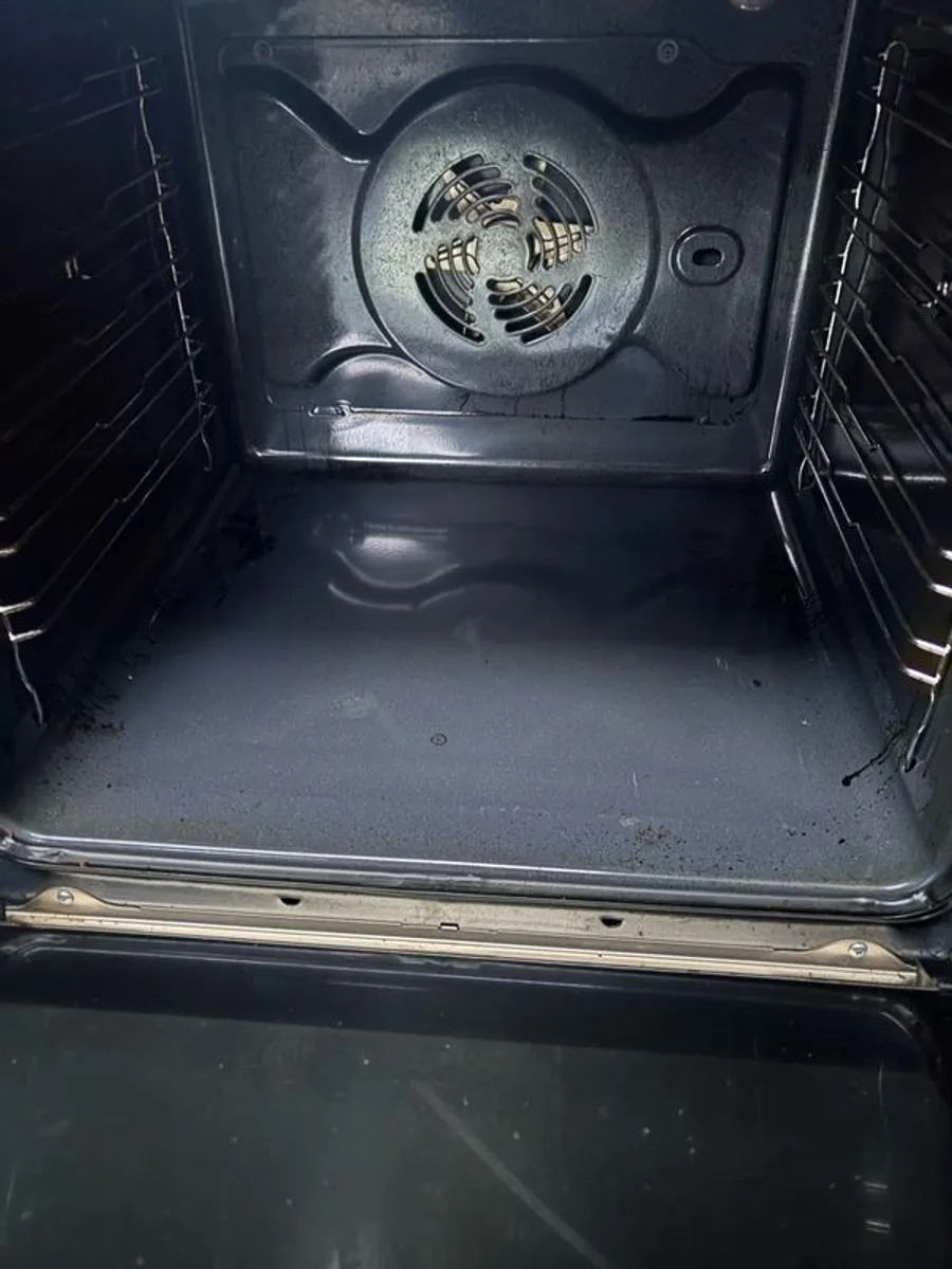 hotpoint single oven - Image 3