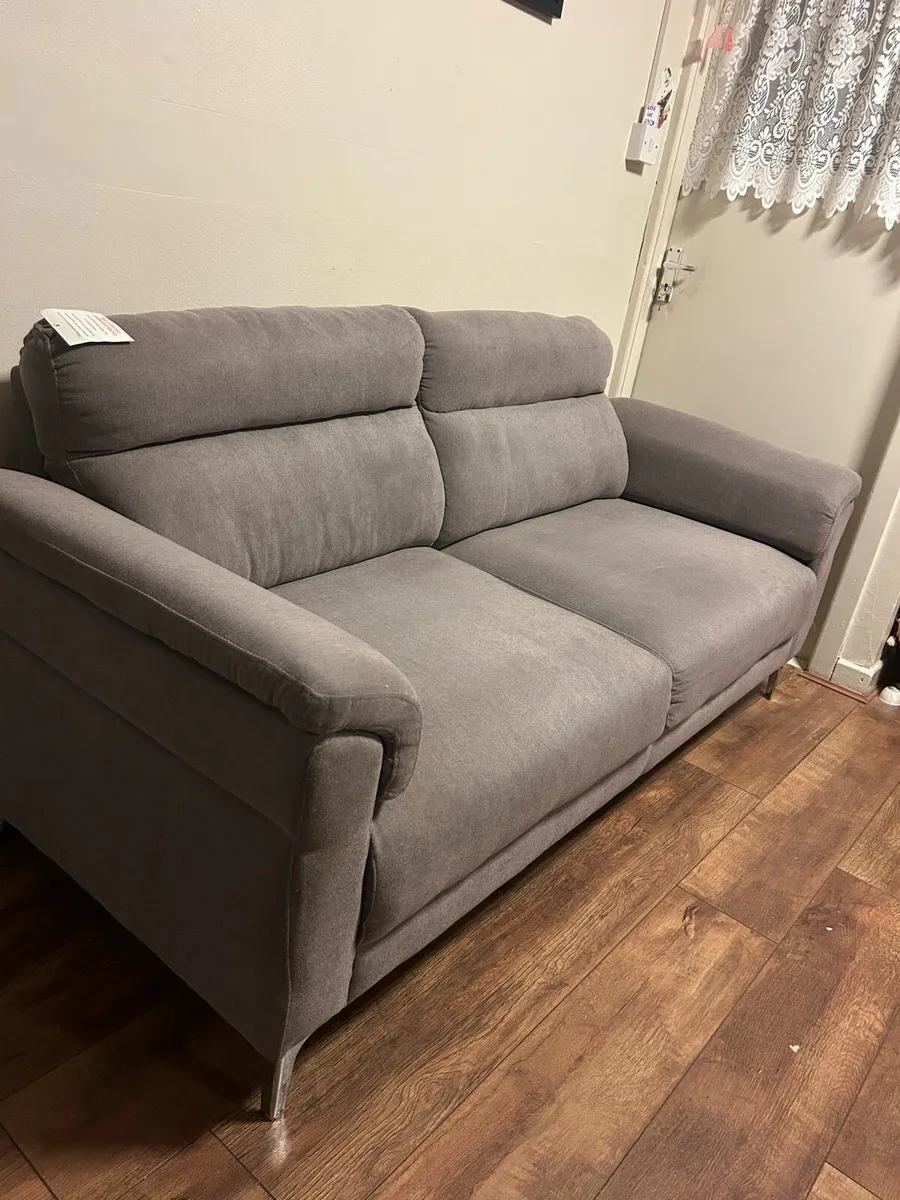 Couch - Image 1