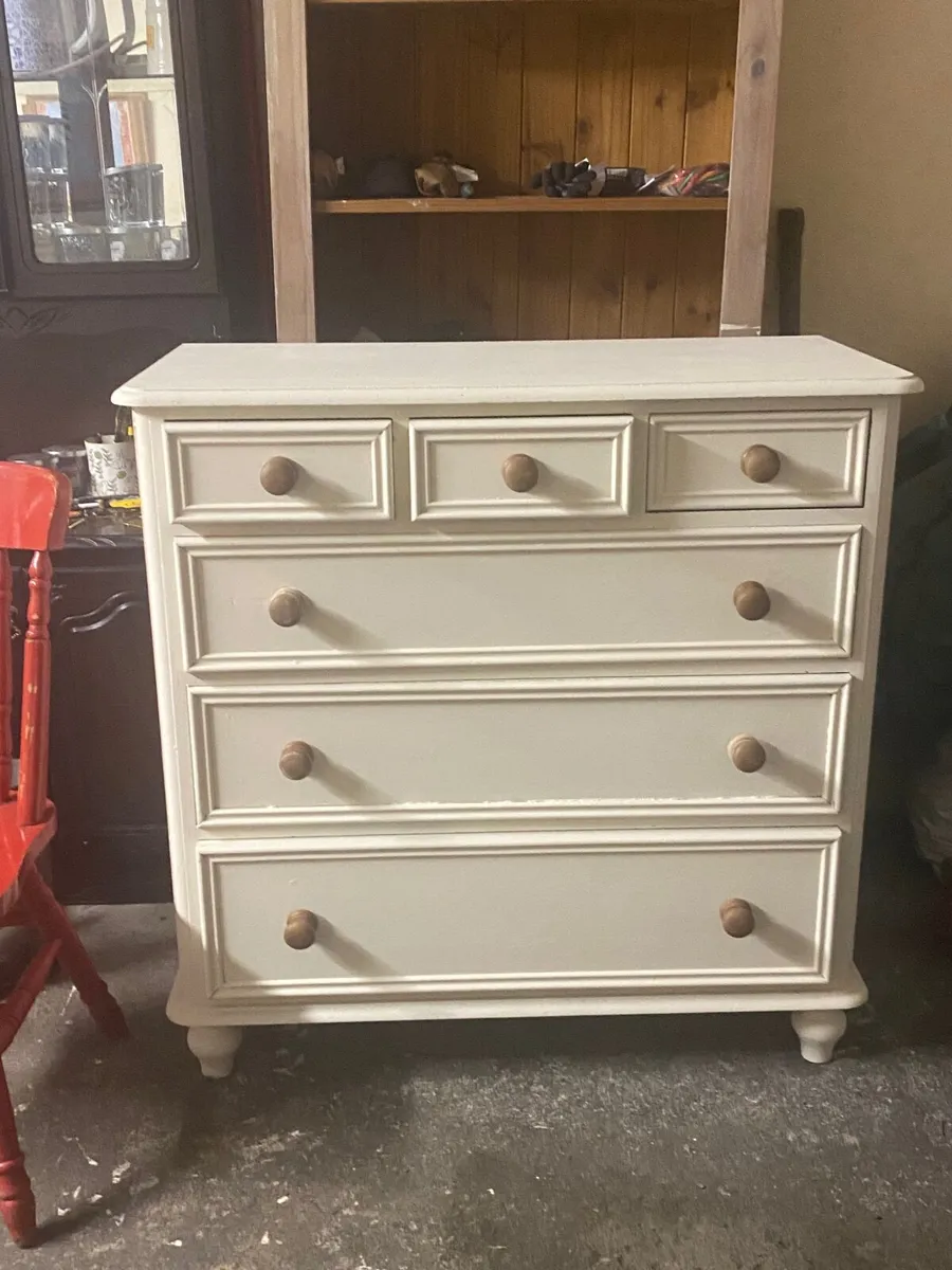 Chest of drawers - Image 1