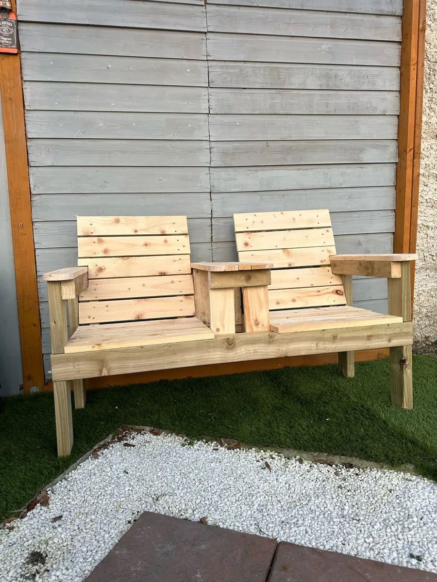 Custom Built Pergolas, Decking & Furniture - Image 3