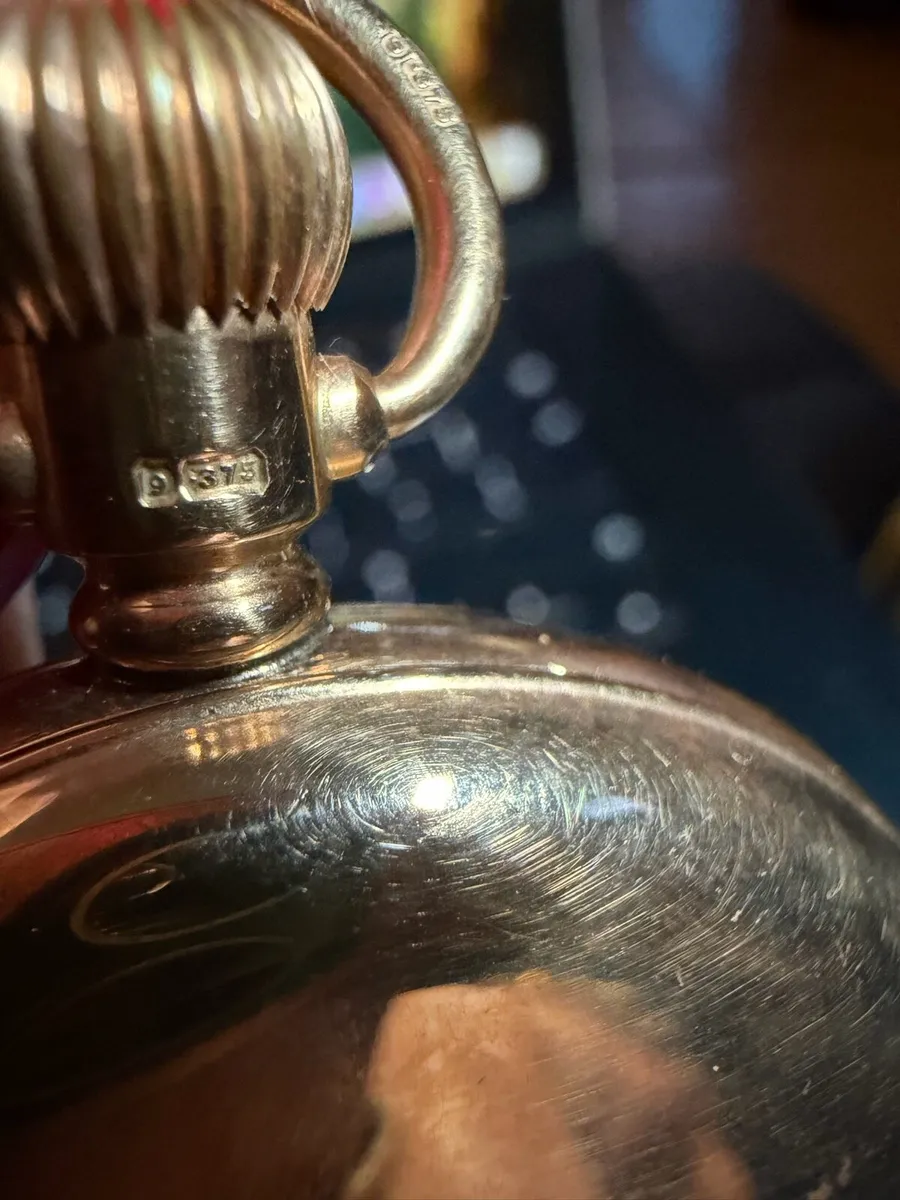 Gold gents vintage pocket watch 375 - Image 1