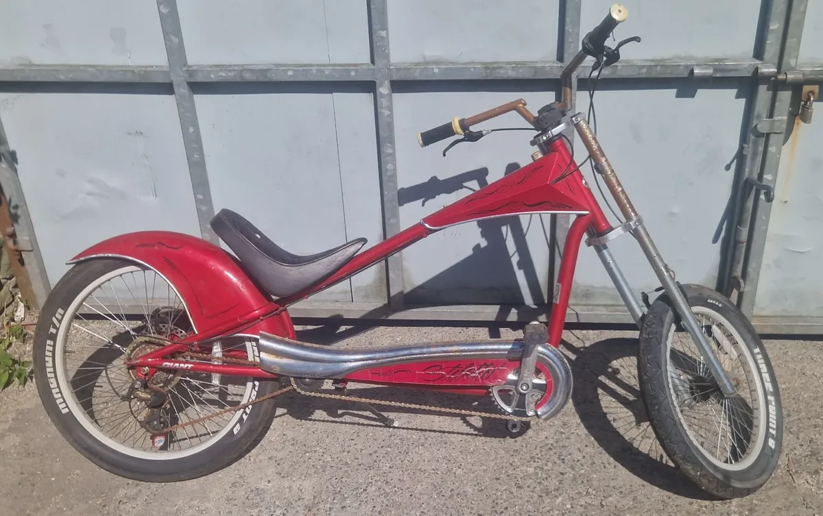 Giant Stiletto Chopper - Image 1