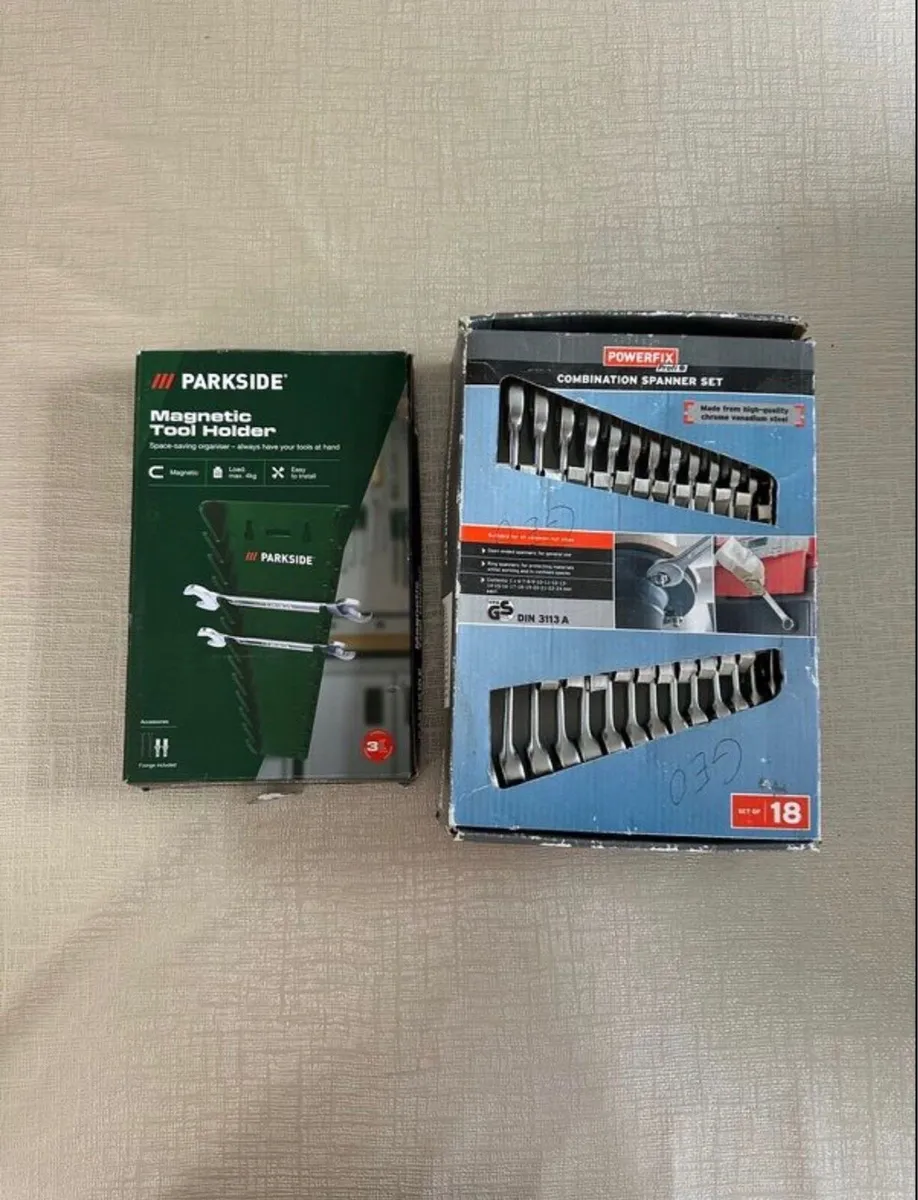 Spanner sets and wall holder - Image 1