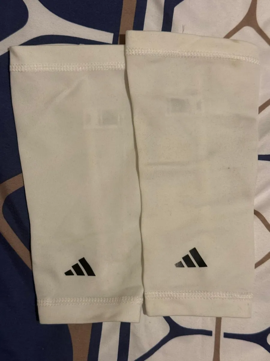 Shin guards - Image 3