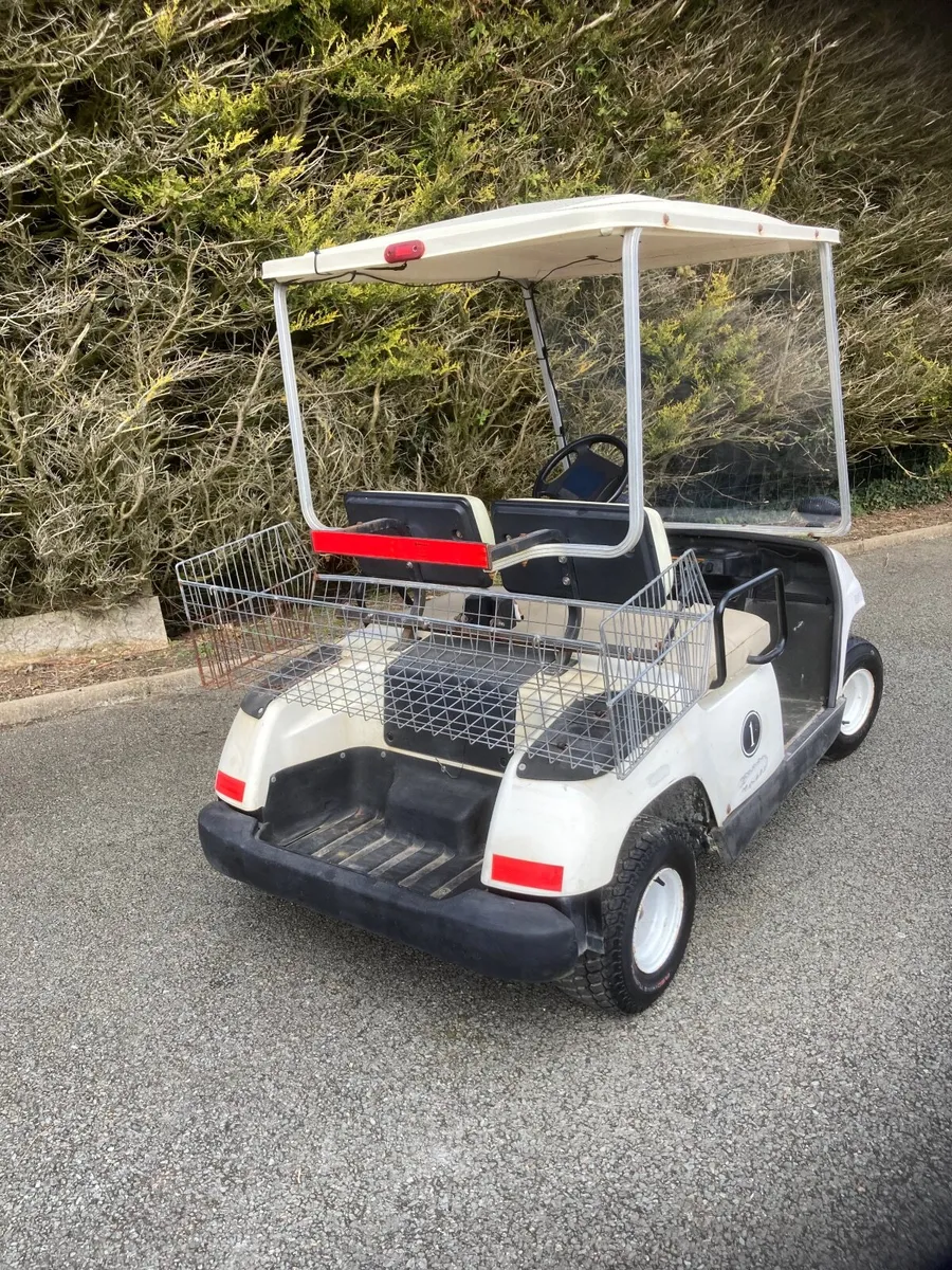 Golf buggy - Image 3