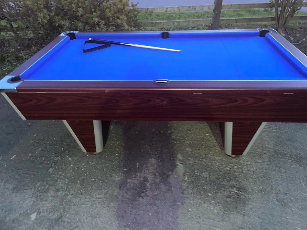 Pool table - Image 4