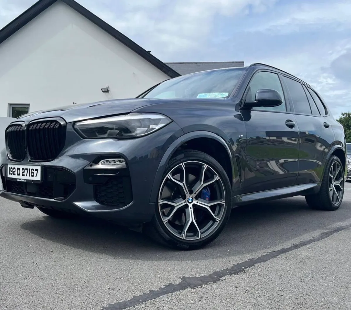 BMW X5  N1 Crewcab - Image 1