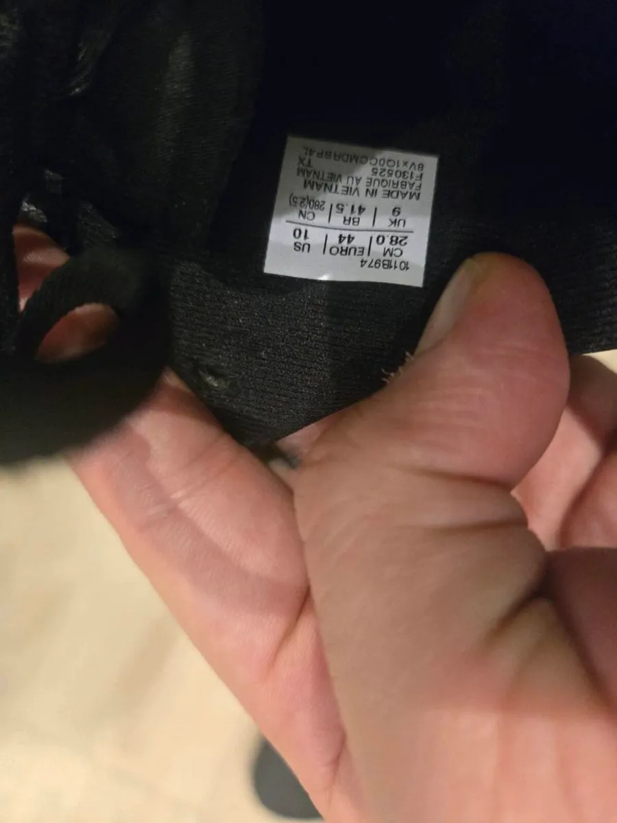 Asics Novablast 5 Running Shoes - Image 4