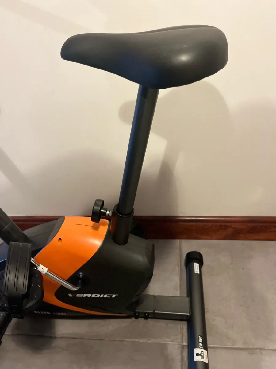 Exercise bike - Image 2