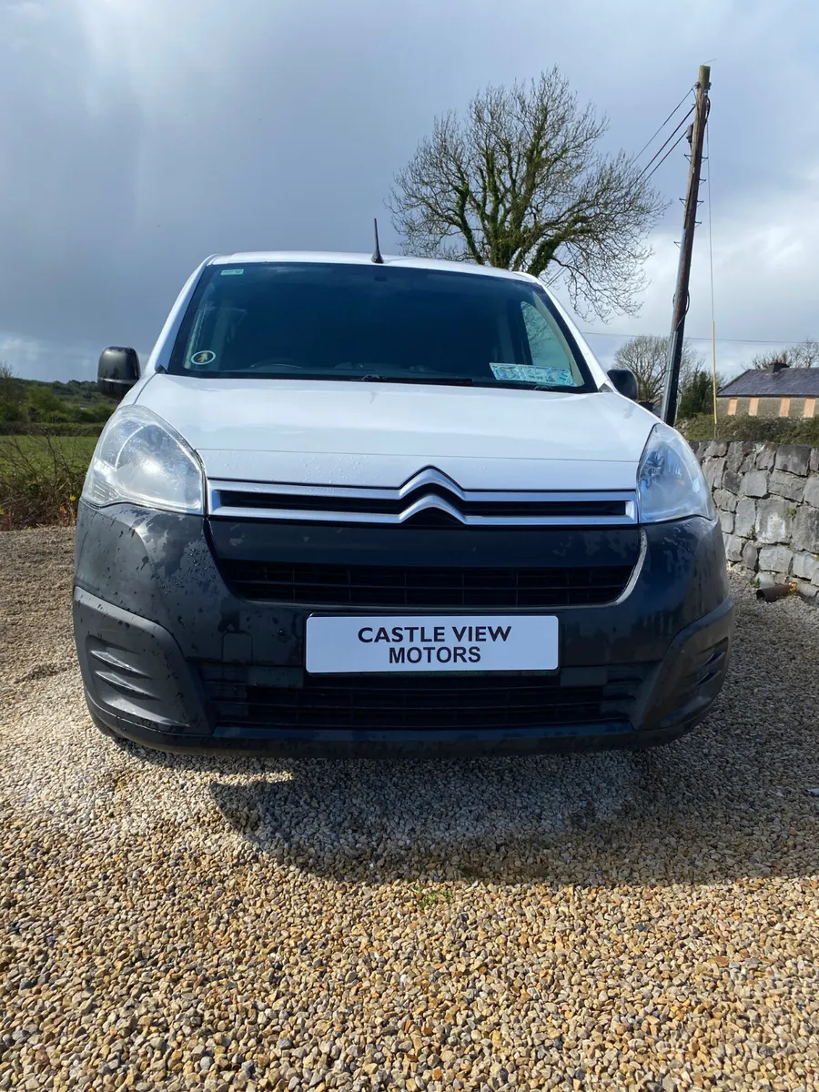 152 CITREON BERLINGO 1.6D DOE €5950 GALWAY - Image 3