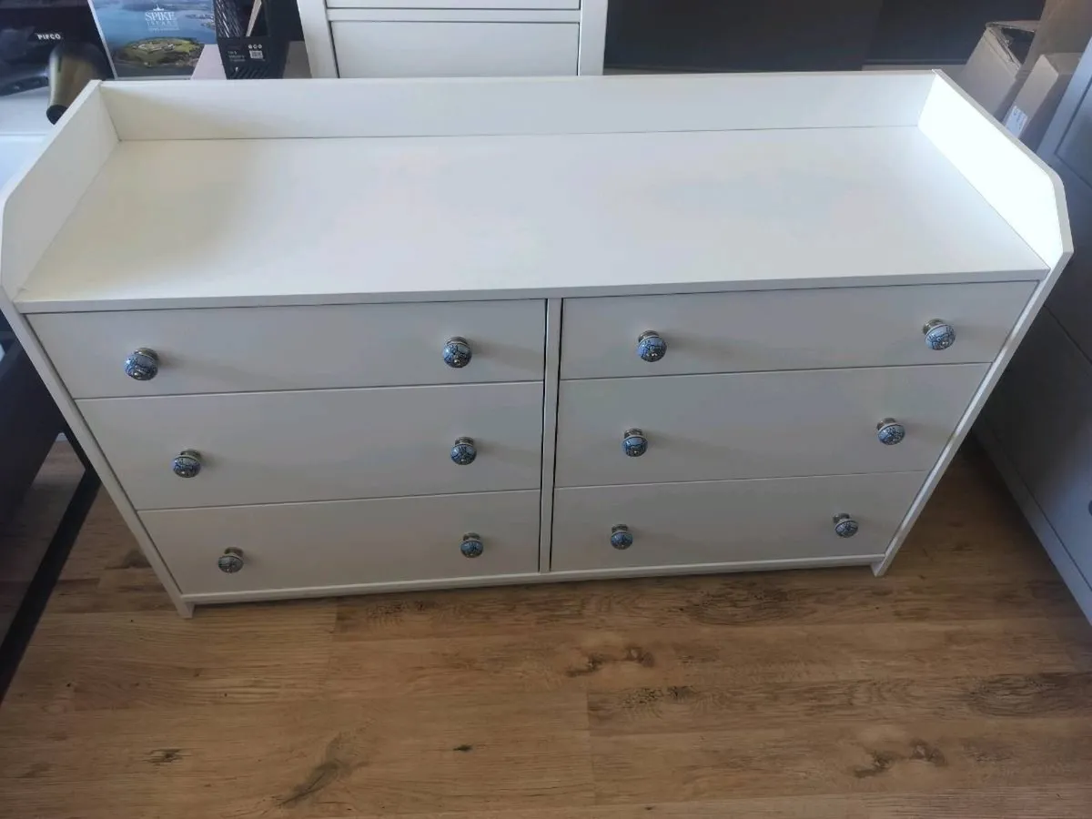 Chest of 6 drawers Hauga - Image 1