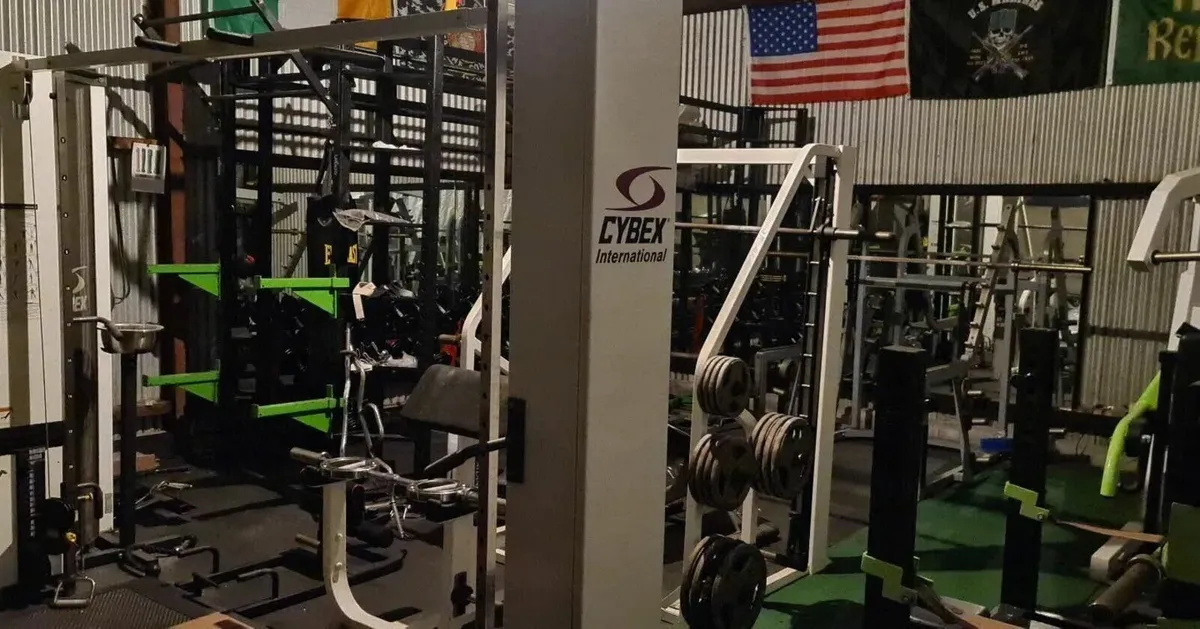 Commercial Gym Equipment - Image 4