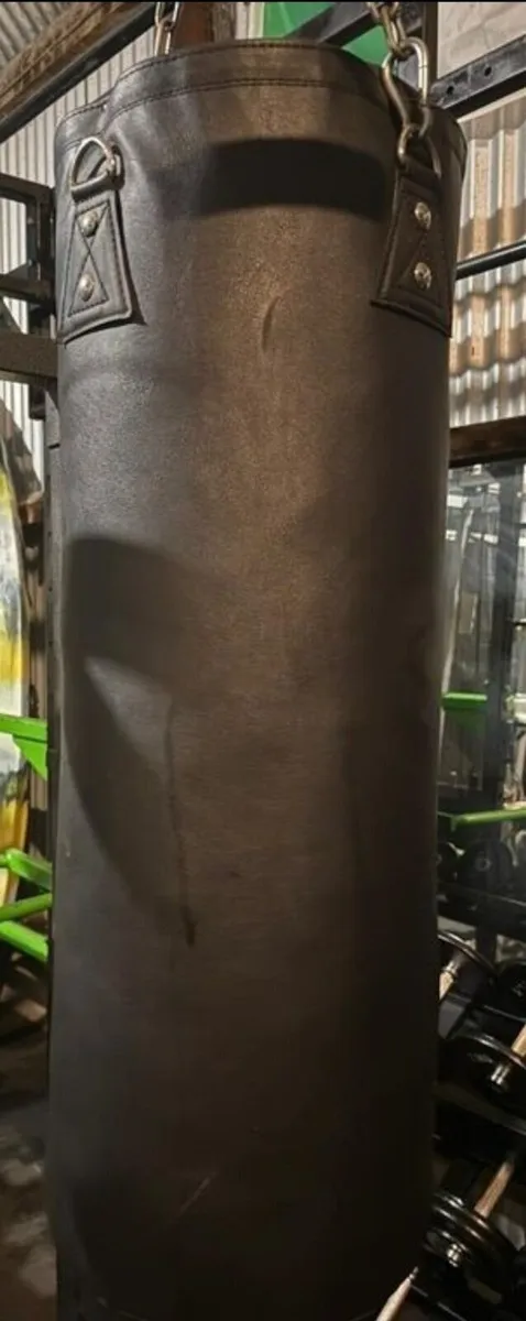 Heavy Bag Fillable  - Punch Bag 40kg new (Black) - Image 1
