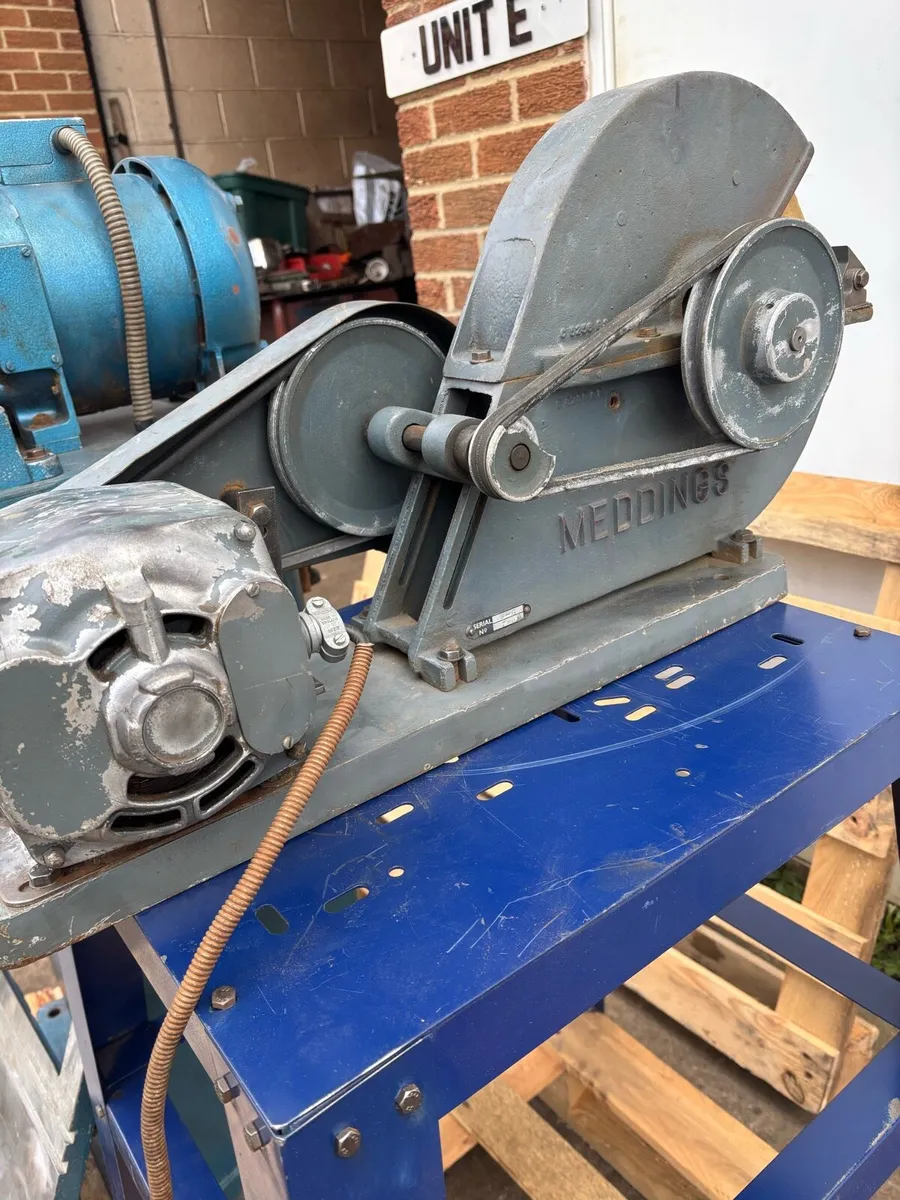 Large disc sander & wet stone machine 240 v - Image 2