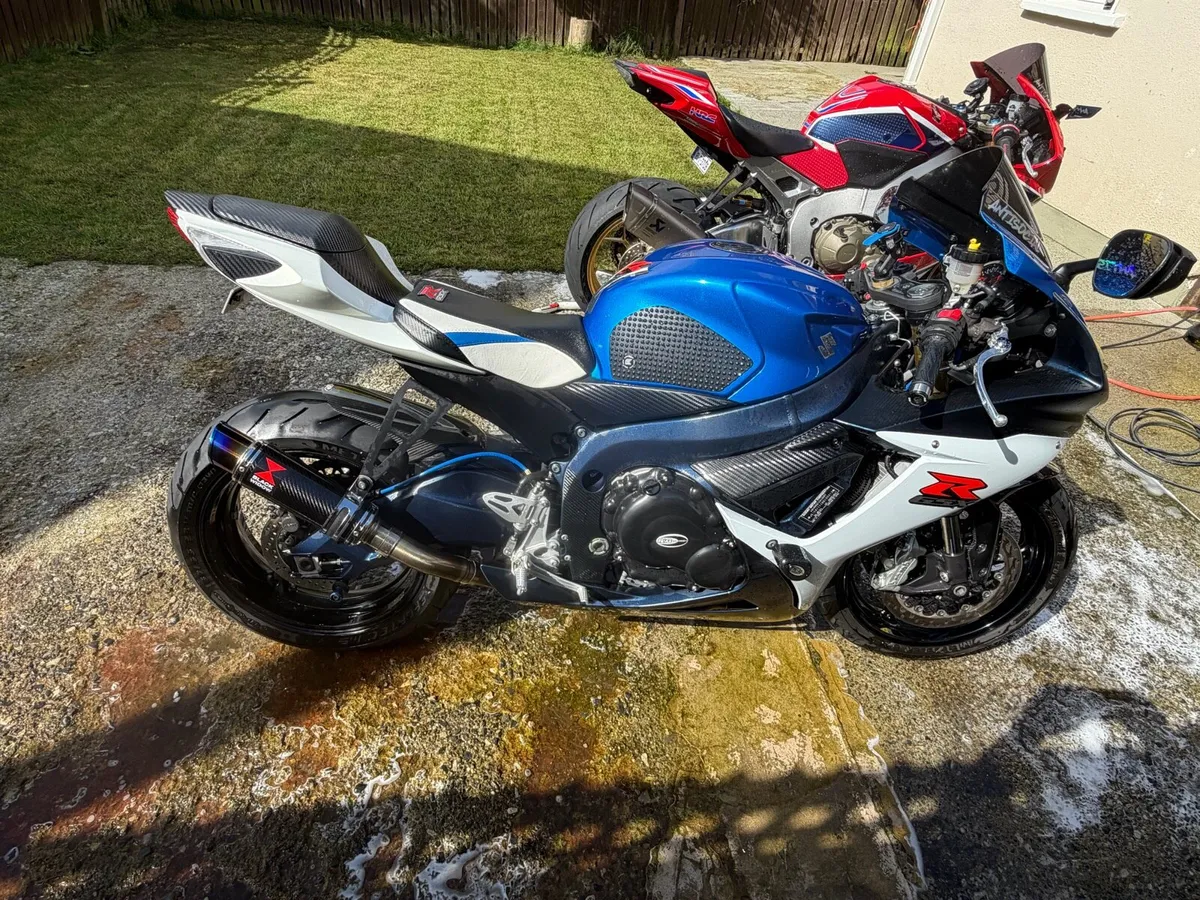 Suzuki GSX R 750 - Image 3