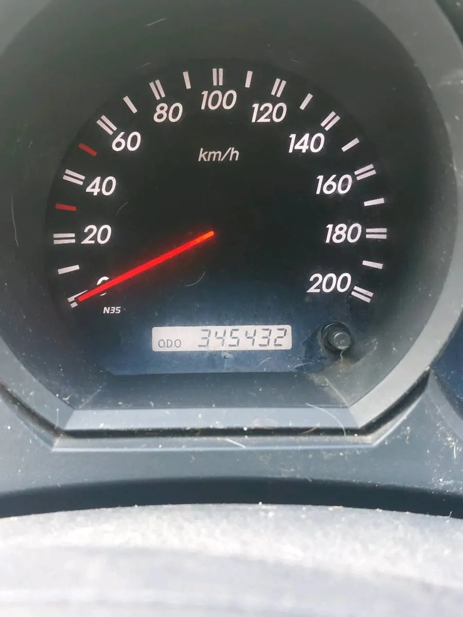 Toyota Hilux - Image 4