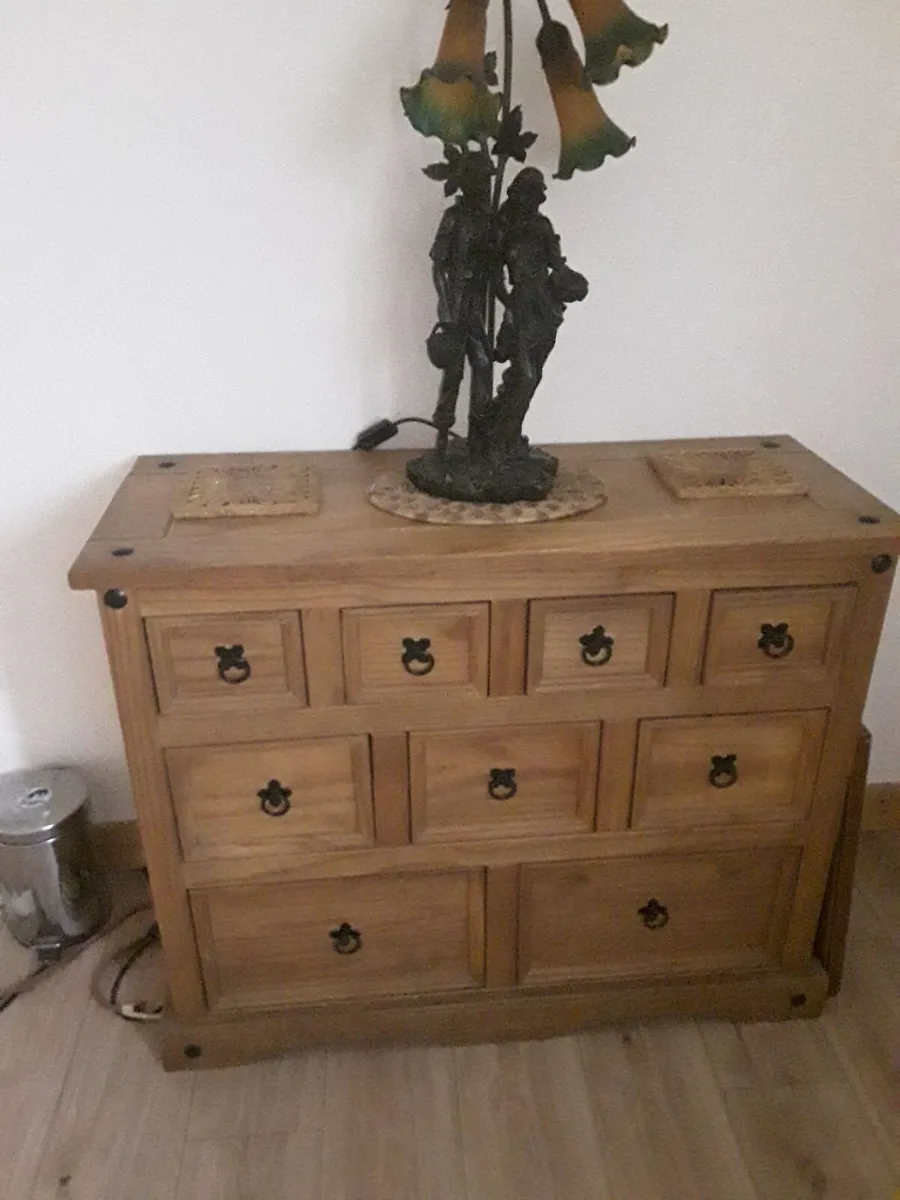 Nine draw Corona Chester drawers new condition - Image 3