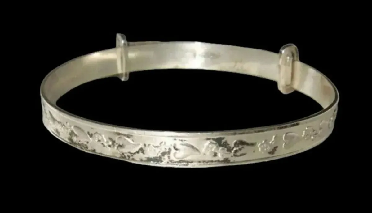 Vintage Hallmarked Silver Baby Bangle - Image 3