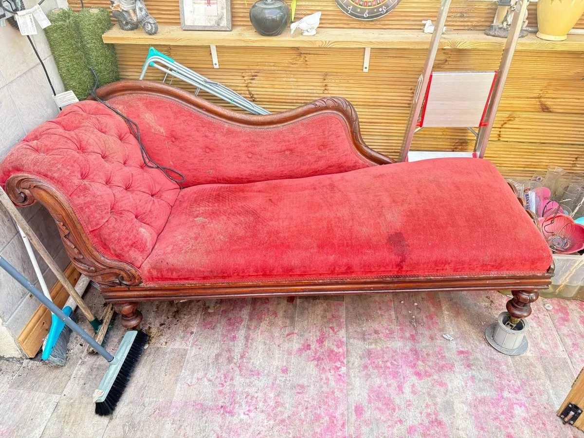 Vintage chair - Image 1