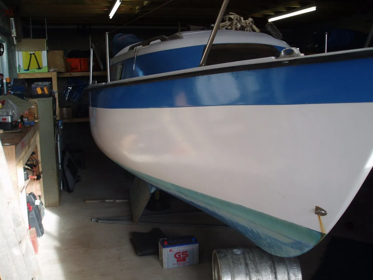 Newbridge Bilge Keel Yacht 6m(20ft) - Image 1