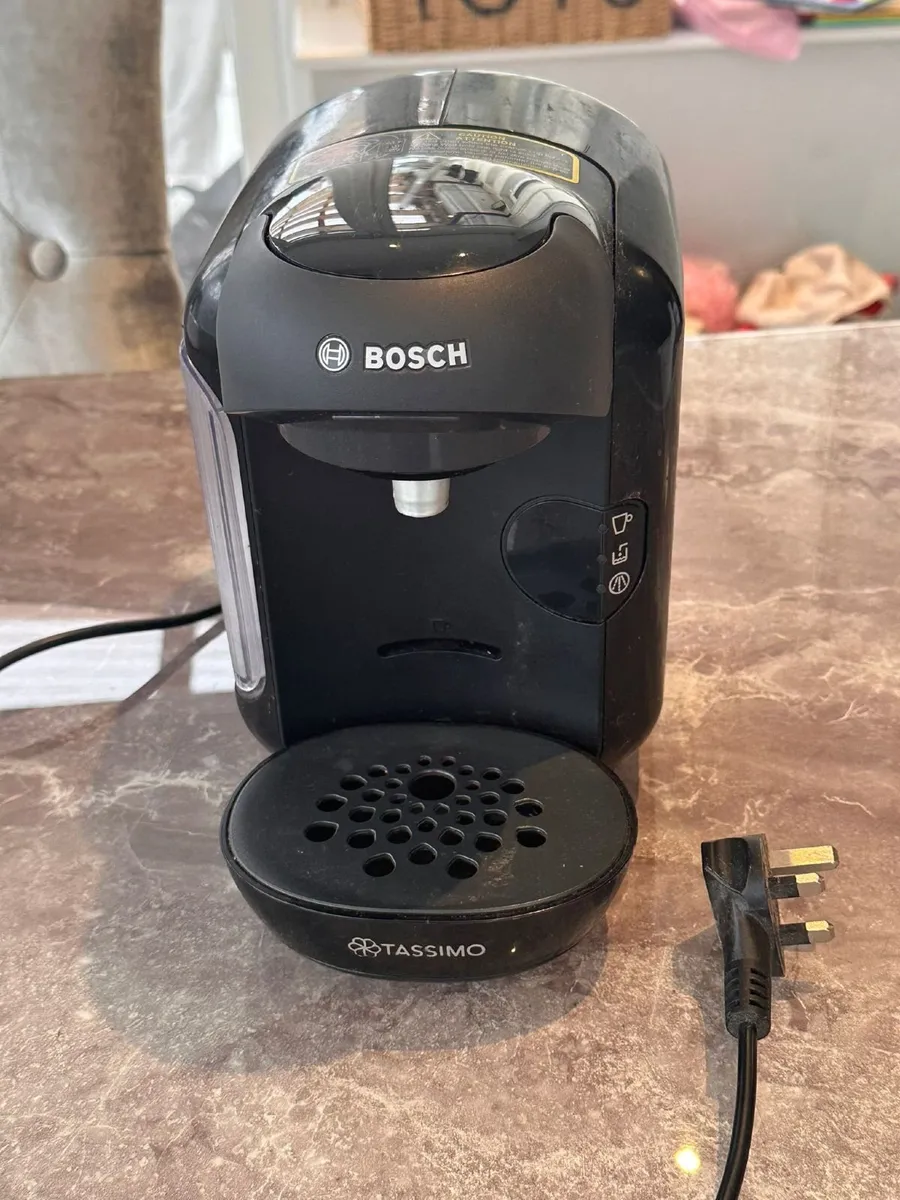 Kitchen appliances - Image 1