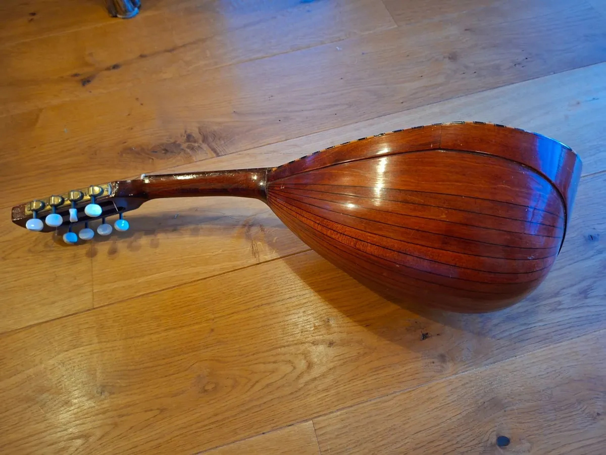 Mandolin - Image 3