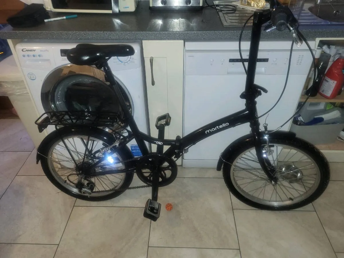 Fold up bike - Image 2