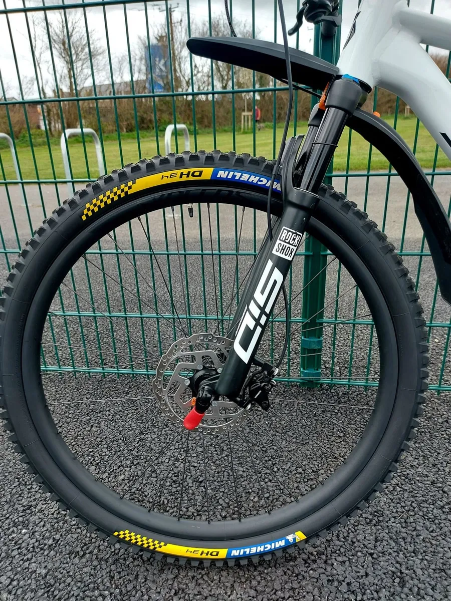 Scott Scale Mountain Bike - Image 3