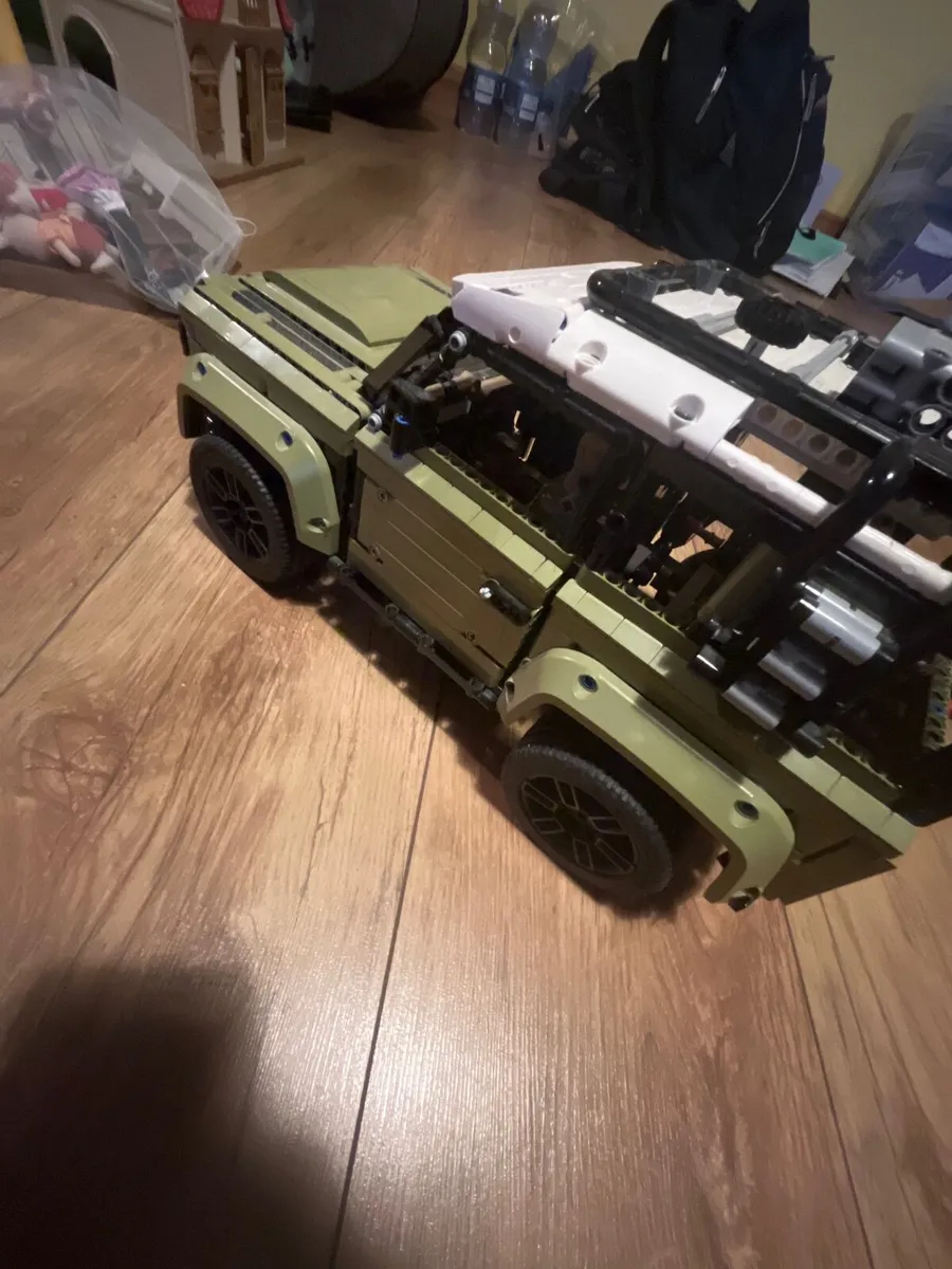 Lego Land Rover - Image 4