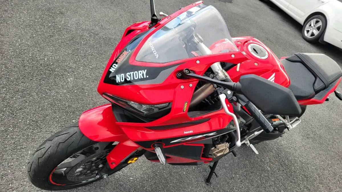 Honda cbr650r - Image 4