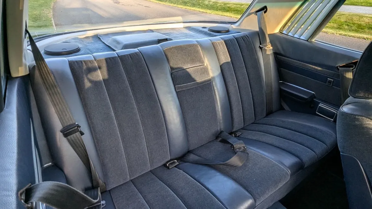 Mercedes-Benz 450 SLC - Image 4