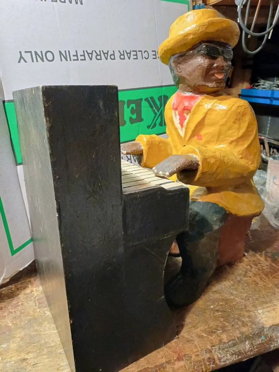 1960s Paper Mache Ray Charles Figure - Image 2