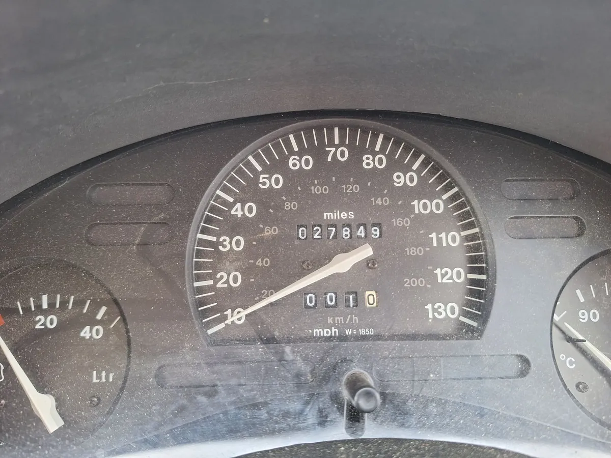 Opel Corsa 1995 - Image 4