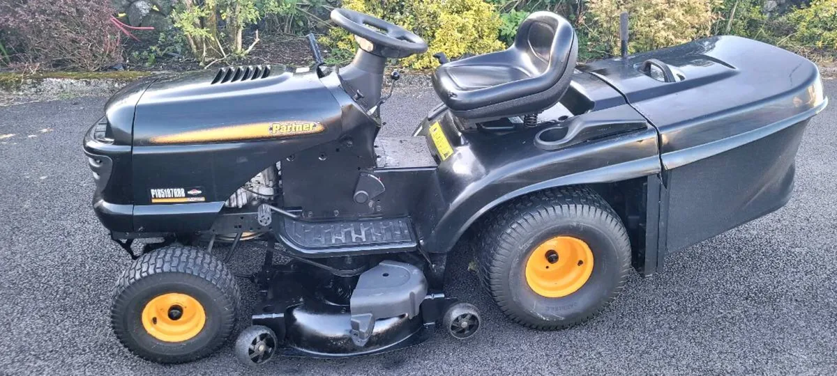 Partner(Husqvarna) ride on Lawnmower - Image 1