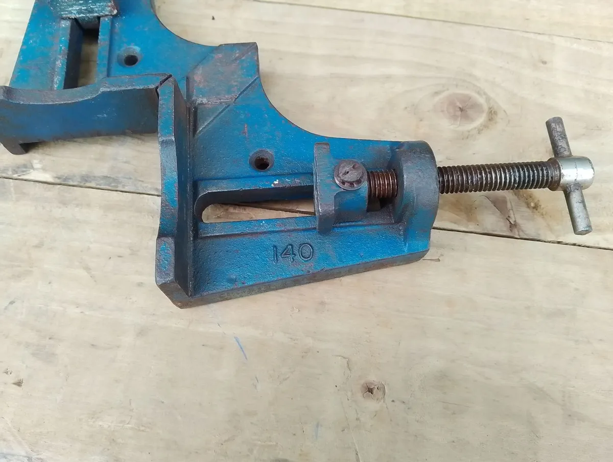 Corner Clamps - Image 3