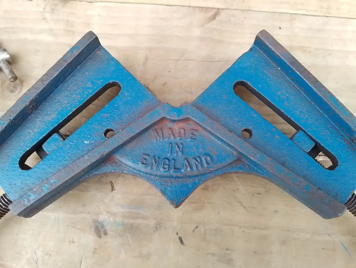 Corner Clamps - Image 4