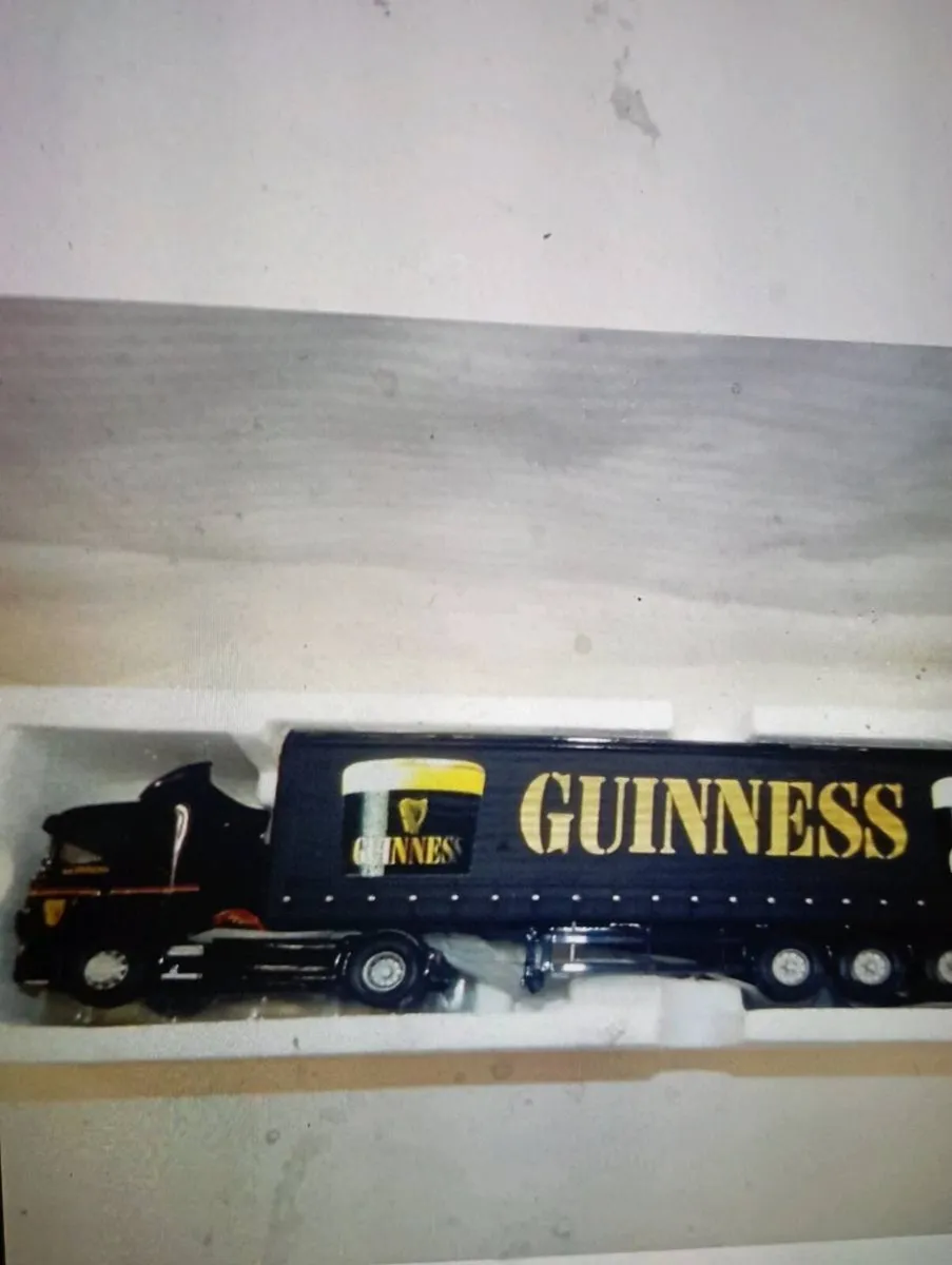 CORGI SCANIA  GUINNESS 1-50 SCALE DIE--CAST - Image 4