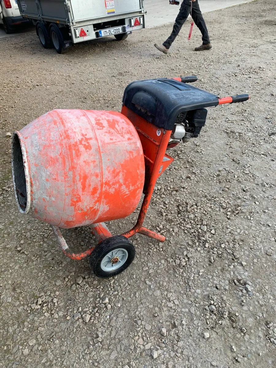 Petrol cement mixer Honda gx120 - Image 1