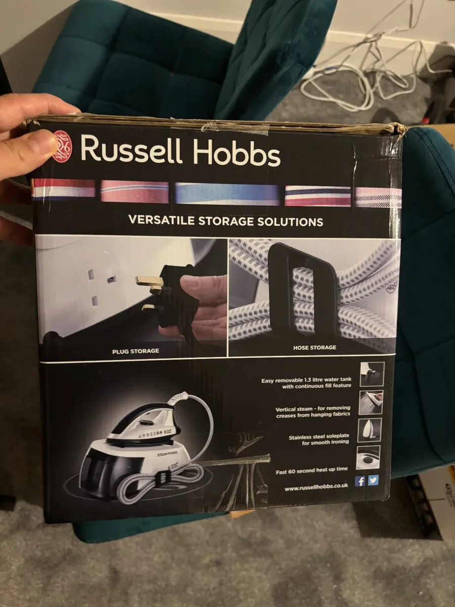 Russell Hobbs 24420 Steam Generator Iron, Series 1 - Image 3