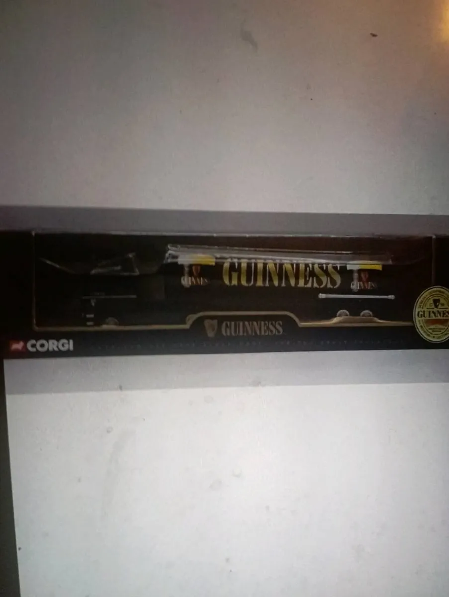 CORGIS GUINNIES  DIE - CAST MODLE.F12 TANKER - Image 2