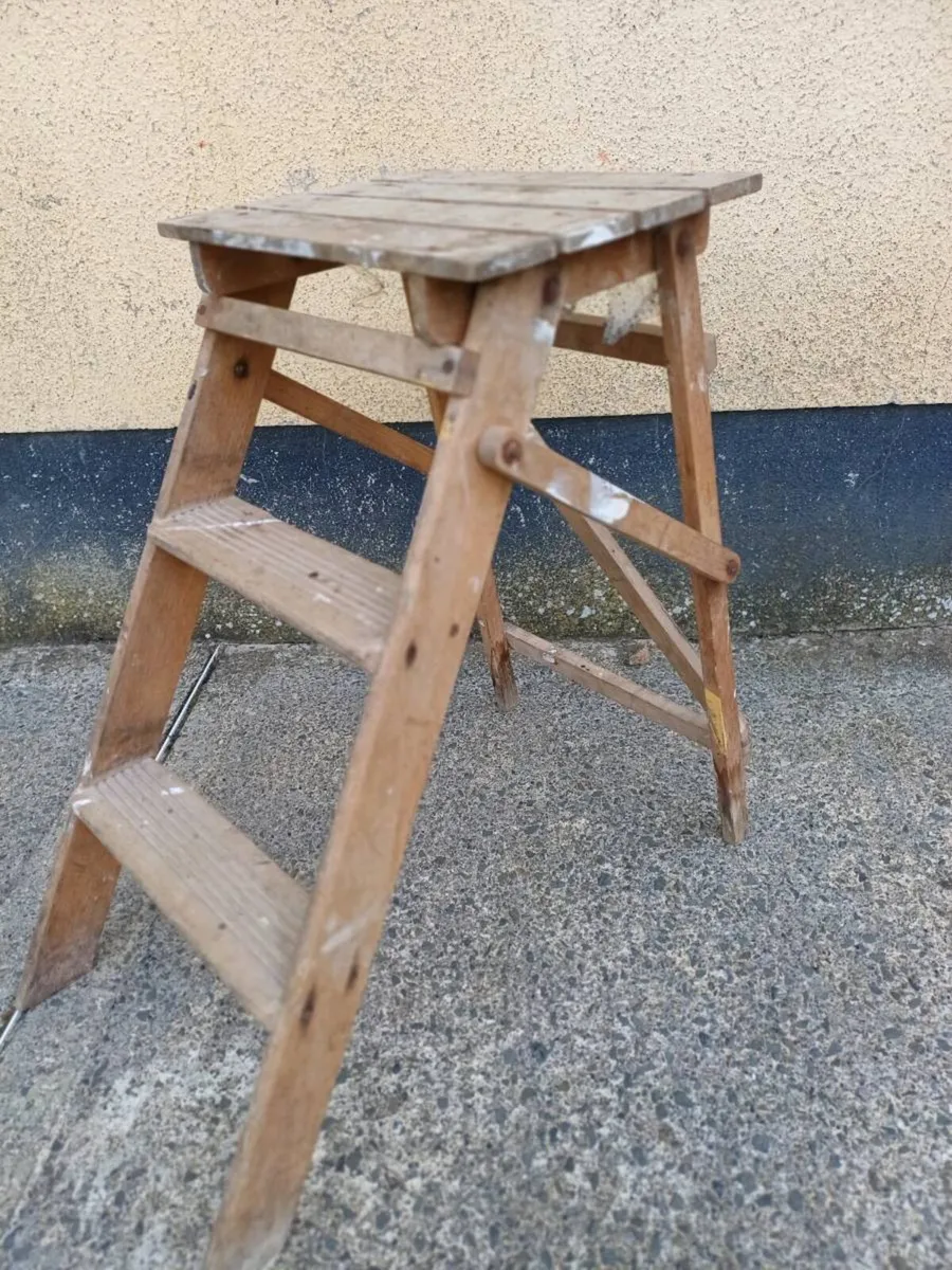 1940/50s Household Stepladder - Image 1