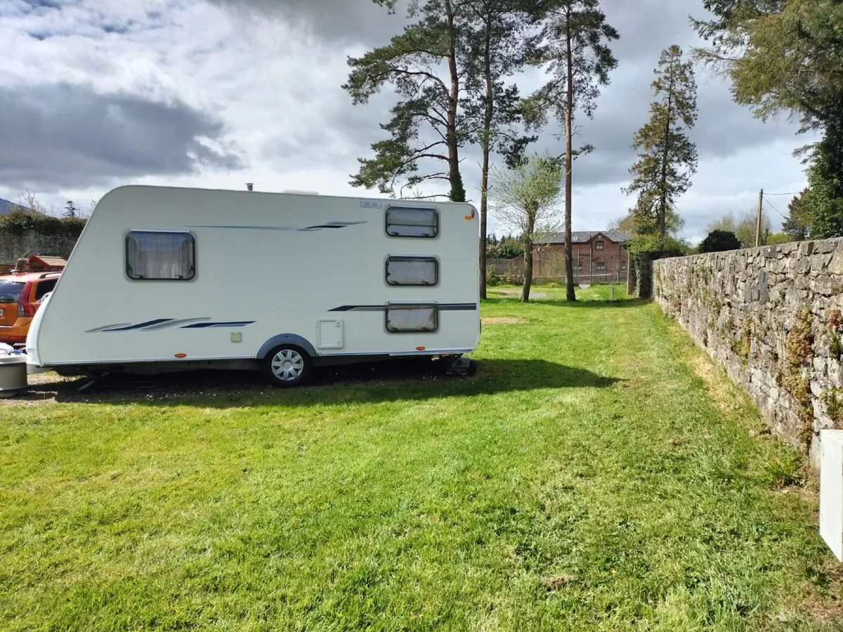 Caravan for rent - Image 3