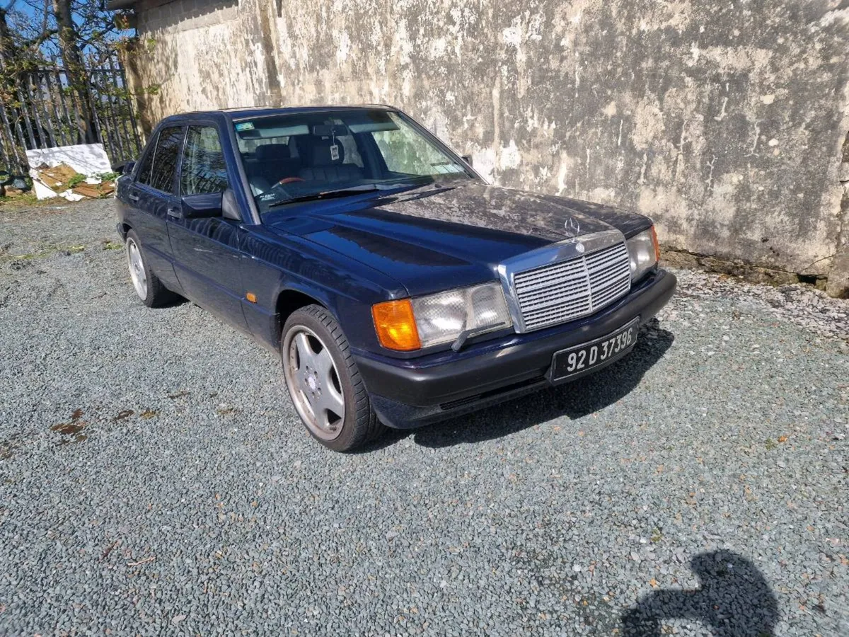 Mercedes 190 2.5 - Image 1