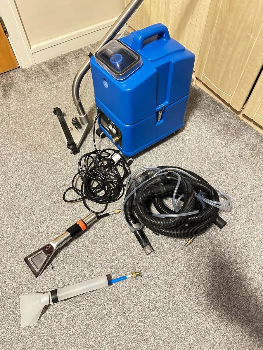 Carpet cleaning machine - Image 3